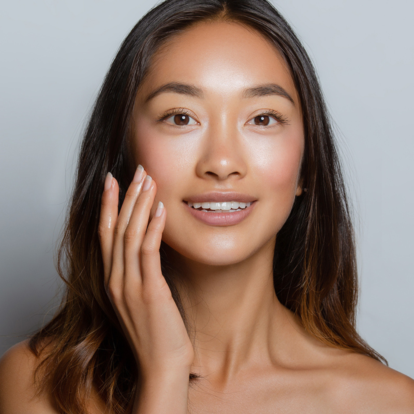 Model with oily skin